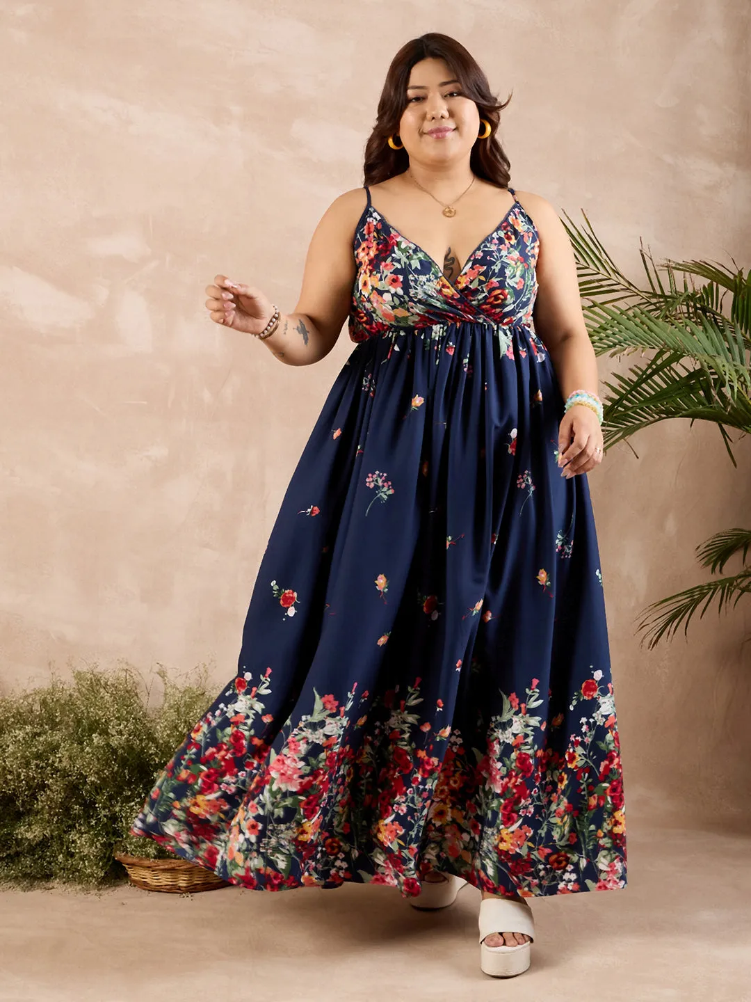 Berrylush Curve Women Navy Blue & Red Floral Printed V-Neck Sleeveless Pleated Maxi Dress