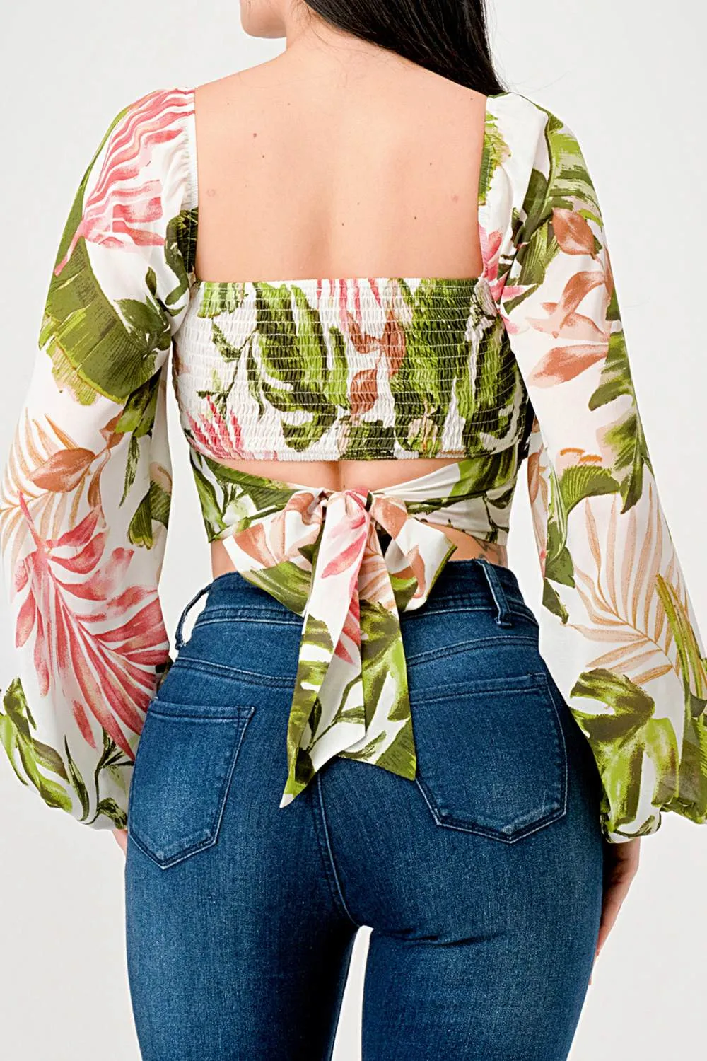 FLORAL PRINT CHIFFON SMOCKED BACK TIE CROPPED TOP