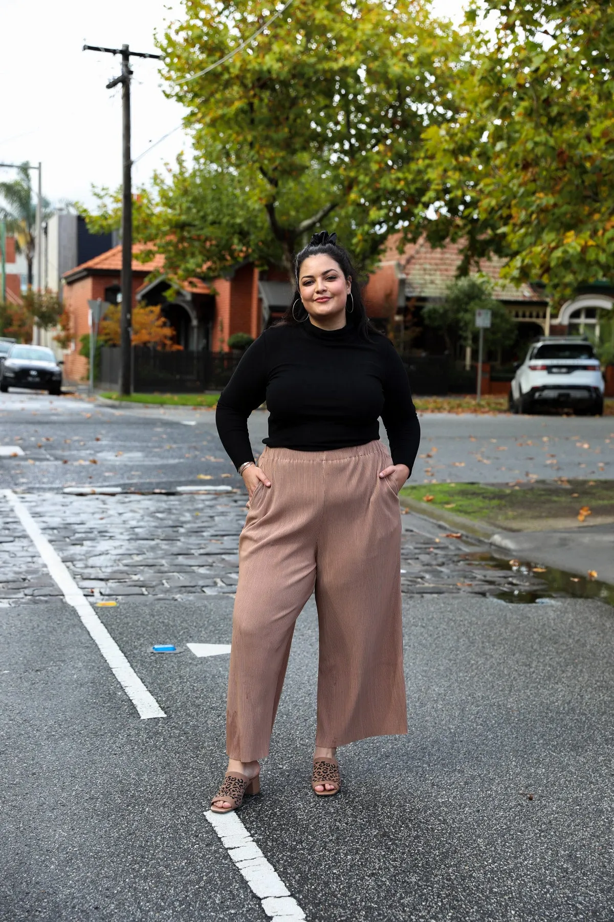 Pleated Pant - Taupe