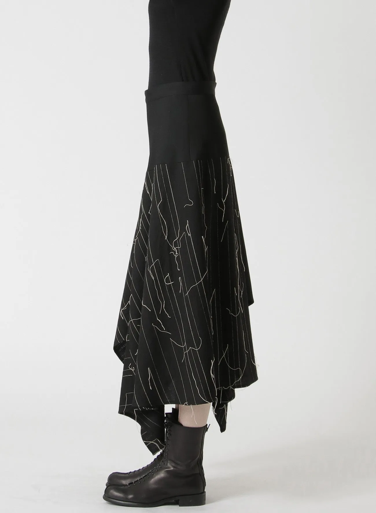 WOOL ASYMMETRIC FLARED SKIRT